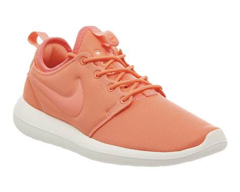 Women's Nike Roshe 2 'Atomic Pink'